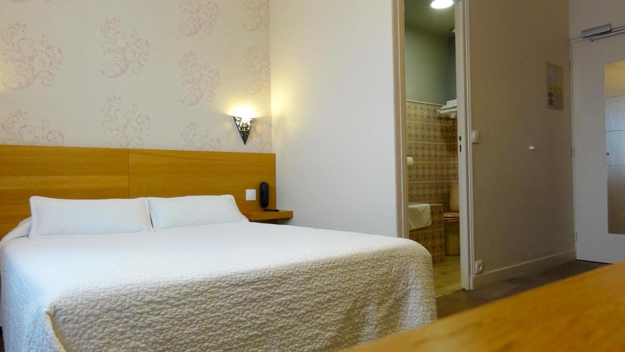 Logis Hotel Restaurant Clair Cottage, Chisseaux - Chenonceaux Luaran gambar